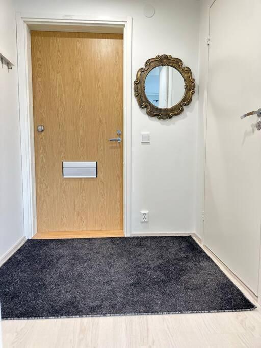 Apartmán Huoneisto Juna Aseman Vieressae Vantaa Exteriér fotografie