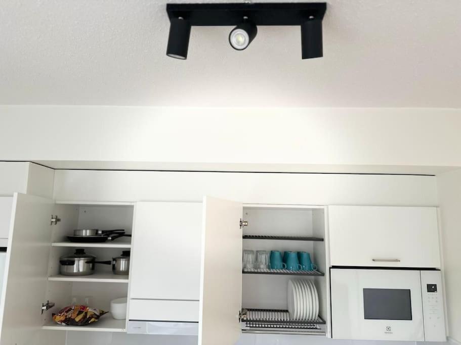 Apartmán Huoneisto Juna Aseman Vieressae Vantaa Exteriér fotografie